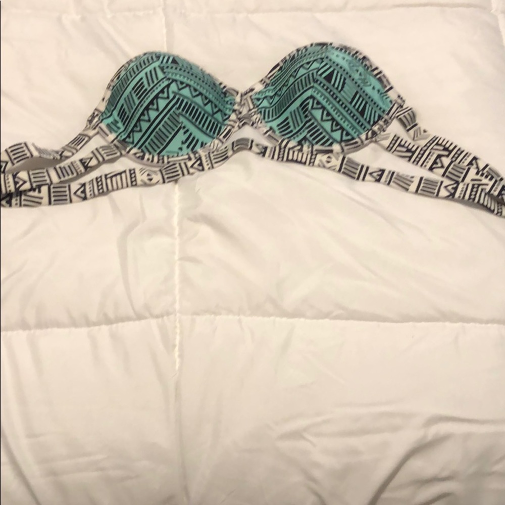 Aztec top